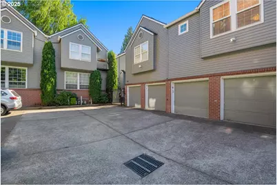 2020 NW Lovejoy St #7, Portland, OR 97209 - Photo 1