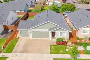 483 Killian Spring Dr, Woodburn, OR 97071 - Photo 1