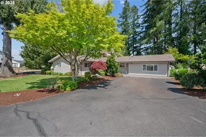 3856 NE Grandhaven Dr, McMinnville, OR 97128 - Photo 1