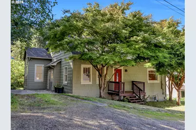 663 29th St, Astoria, OR 97103 - Photo 1