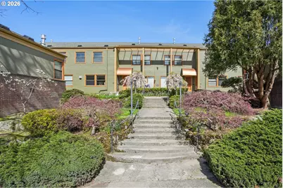 2025 SE Caruthers St #17, Portland, OR 97214 - Photo 1