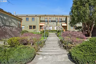 2025 SE Caruthers St, Portland, OR 97214 - Photo 1