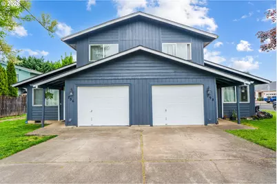 796 S R St, Cottage Grove, OR 97424 - Photo 1