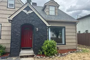 1910 E 33rd St, Vancouver, WA 98663 - Photo 1
