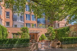 1132 SW 19th Ave, Portland, OR 97205 - Photo 1