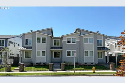 7052 SE Butternut Creek Pkwy, Hillsboro, OR 97123 - Photo 1