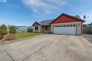 348 SW Kalmia Ave, Warrenton, OR 97146 - Photo 1