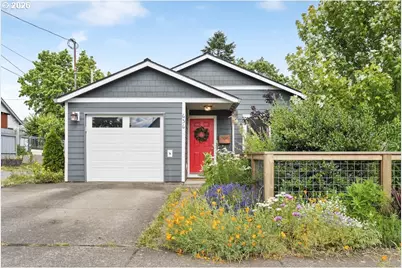 636 SE 84th Ave, Portland, OR 97216 - Photo 1