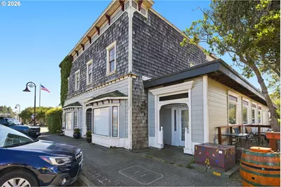 230 2nd St SE, Bandon, OR 97411 - Photo 1