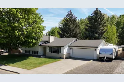 1524 SW 44th St, Pendleton, OR 97801 - Photo 1