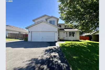 112 NE 11th St, Hermiston, OR 97838 - Photo 1