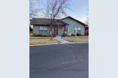 61260 Sunflower Ln, Bend, OR 97702 - Photo 1