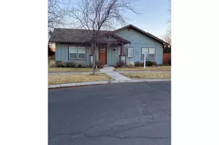 61260 Sunflower Ln, Bend, OR 97702 - Photo 1