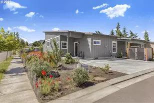 316 19th St, Springfield, OR 97477 - Photo 1