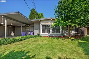 52396 SW 2nd St, Scappoose, OR 97056 - Photo 1