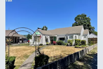 5 Park Pl, Longview, WA 98632 - Photo 1