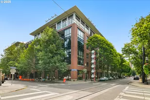 726 NW 11th Ave, Portland, OR 97209 - Photo 1