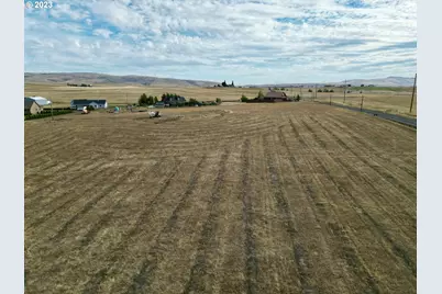 144 Pioneer Cir, Goldendale, WA 98620 - Photo 1