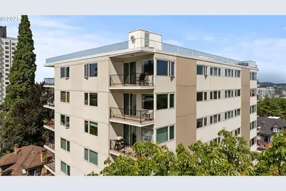 2211 SW Park Pl #903, Portland, OR 97205 - Photo 1