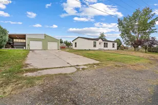 32390 E Punkin Center Rd, Hermiston, OR 97838 - Photo 1