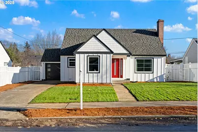 7058 N Wellesley Ave, Portland, OR 97203 - Photo 1