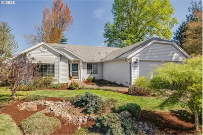 1360 N Locust St, Canby, OR 97013 - Photo 1