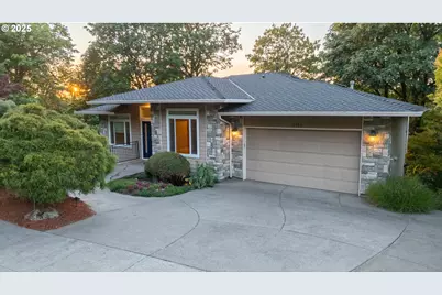 11929 SE Lexington St, Portland, OR 97266 - Photo 1