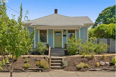 9815 N Central St, Portland, OR 97203 - Photo 1