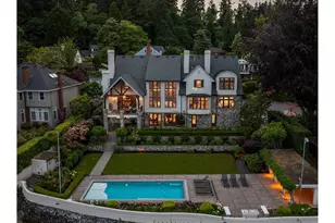 11859 S Riverwood Rd, Portland, OR 97219 - Photo 1