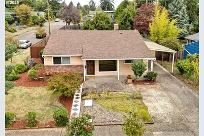 7701 SE Lincoln St, Portland, OR 97215 - Photo 1