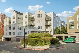 1616 S Harbor Way, Portland, OR 97201 - Photo 1