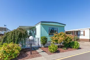 2902 E 2nd St, Newberg, OR 97132 - Photo 1