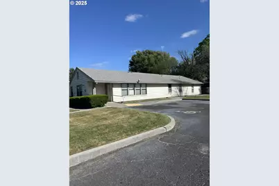 675 W Madrona Ave, Hermiston, OR 97838 - Photo 1
