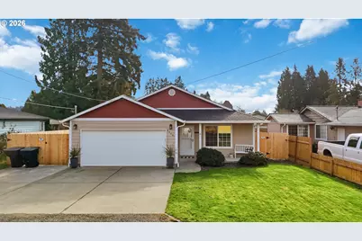 2406 34th Ave, Longview, WA 98632 - Photo 1