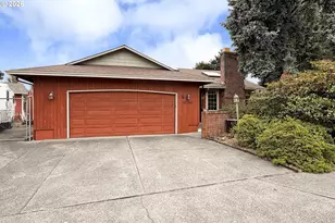 18190 Davis St, Sandy, OR 97055 - Photo 1