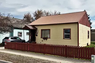 1517 Baker St, Baker City, OR 97814 - Photo 1