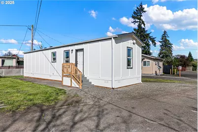 1085 W 1st Ave #2, Junction City, OR 97448 - Photo 1