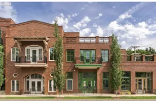 109 SW Gibbs St, Portland, OR 97239 - Photo 1