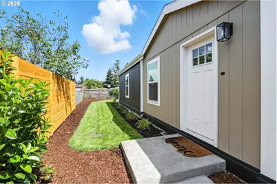 11657 Grouse Ln, Aurora, OR 97002 - Photo 1