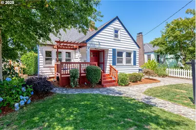 405 SE 32nd Ave, Portland, OR 97214 - Photo 1