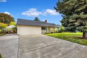 715 NW 3rd Ave, Battle Ground, WA 98604 - Photo 1