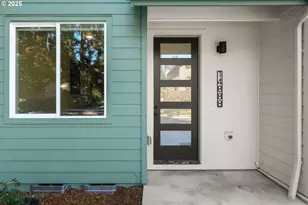 14888 NE Couch St, Portland, OR 97230 - Photo 1