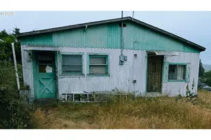 745 E 8th St, Coquille, OR 97423 - Photo 1
