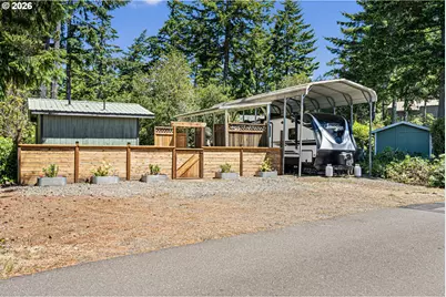 251 Outer Dr, Florence, OR 97439 - Photo 1