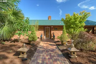 245 W 30th Ave, Eugene, OR 97405 - Photo 1