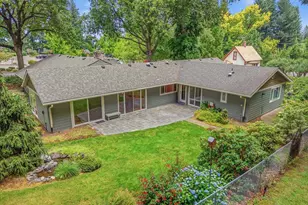 10380 SW Canterbury Ln, Portland, OR 97224 - Photo 1
