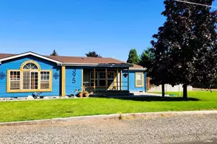 395 NE Oregon Ave, Irrigon, OR 97844 - Photo 1