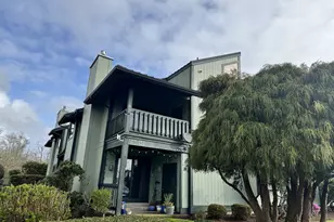 353 NE Skipanon Dr, Warrenton, OR 97146 - Photo 1