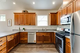5409 King Arthur Ct, Eugene, OR 97402 - Photo 27