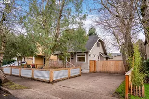 2736 N Argyle St, Portland, OR 97217 - Photo 1